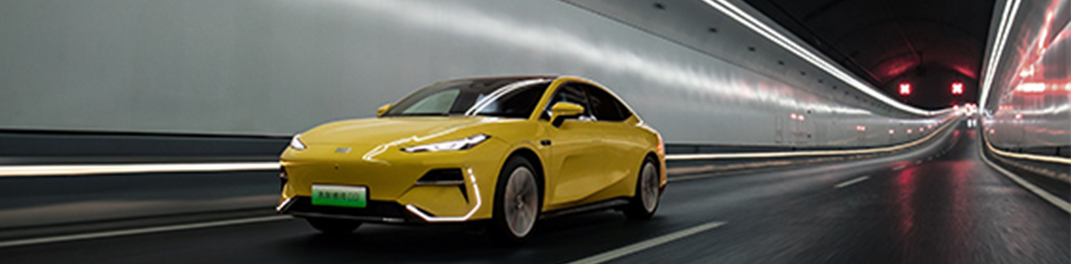 Geely Auto Starts Delivery of Flagship Electric Yinhe E8 Sedan